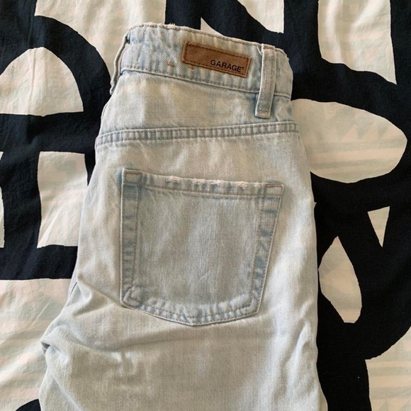 Garage Light Wash Mom Jeans - in good condition - Picture 2 of 3